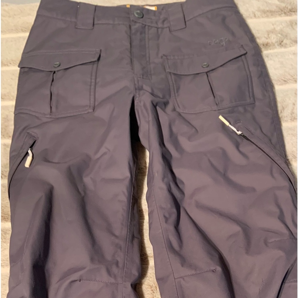 Orage youth size 14 xl gray ski pants with front snap pockets.
